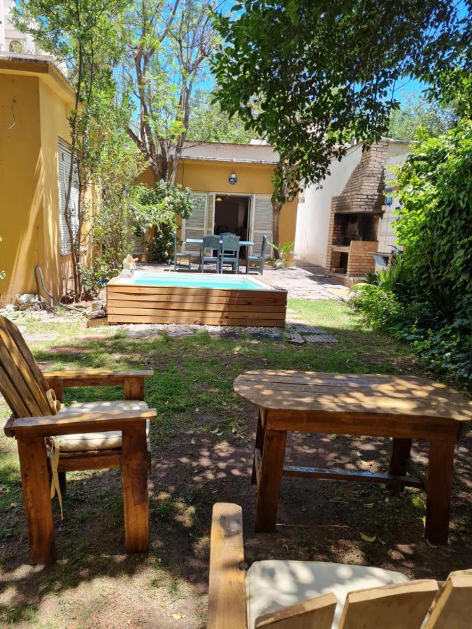 Veinticinco Casa De Huespedes Vila Mendoza Exterior foto