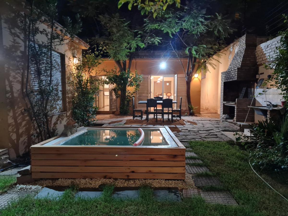 Veinticinco Casa De Huespedes Vila Mendoza Exterior foto